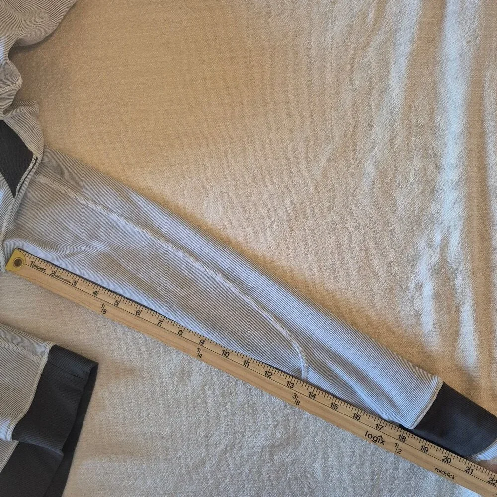 Lululemon Base Runner Ponytail Hoodie Pullover‎ Pocket Thumb Hole 6 Activewear